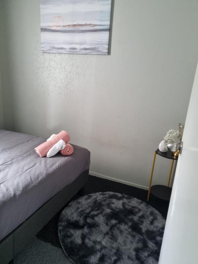 Auckland Accomodation Near Airport Apartment Exterior photo